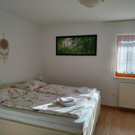 Bed & Breakfast Hisa Resje Bohinj Exteriör bild