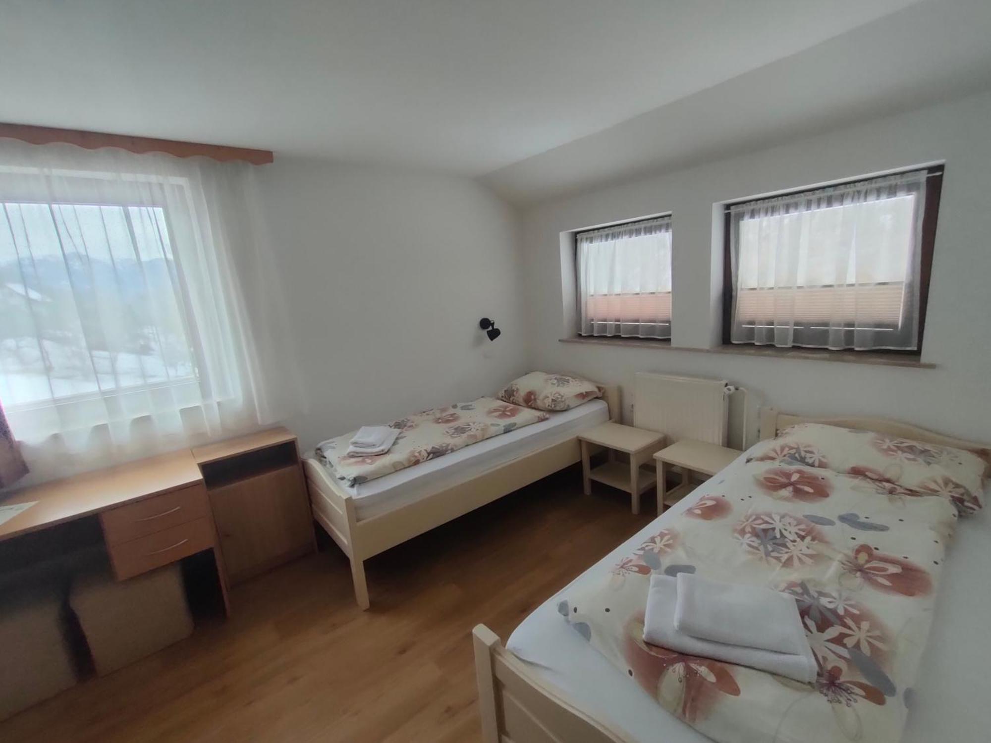 Bed & Breakfast Hisa Resje Bohinj Exteriör bild