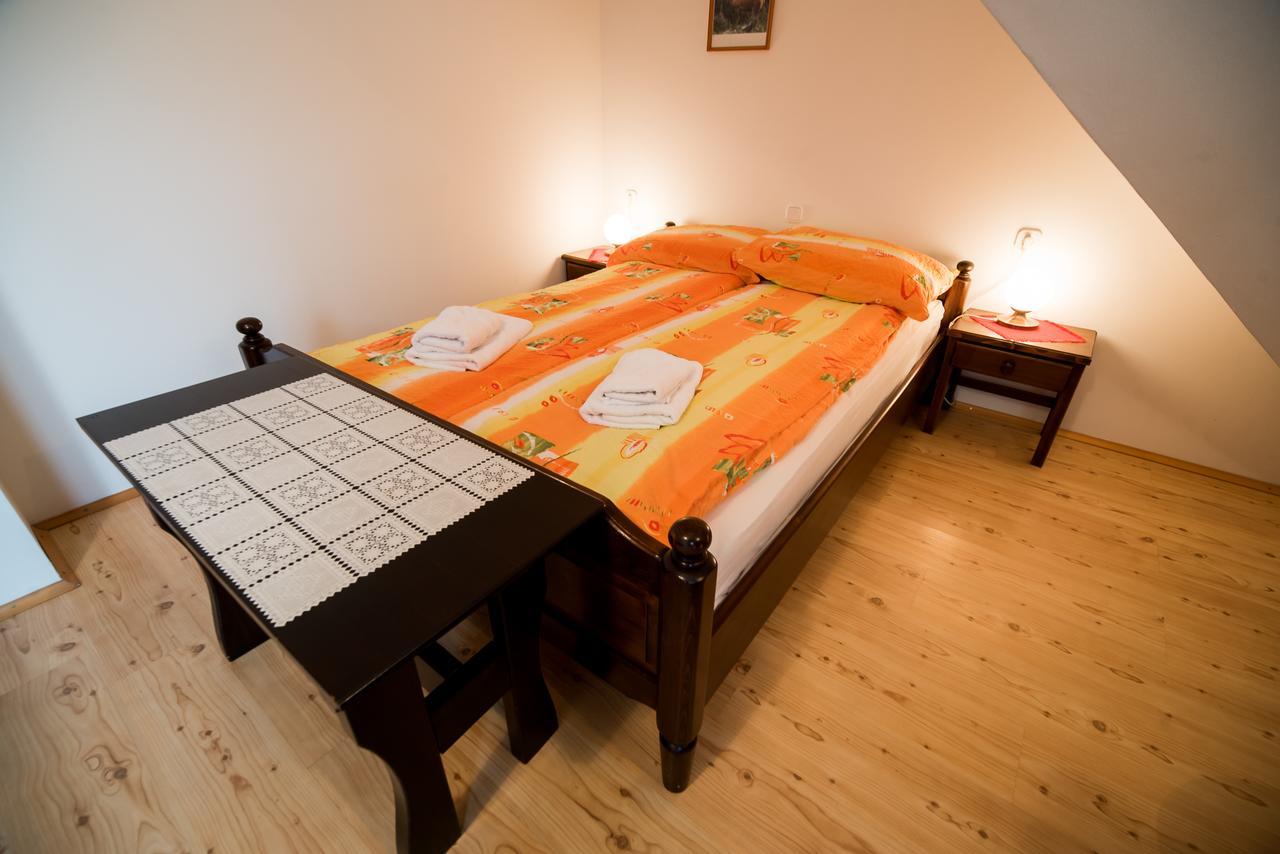 Bed & Breakfast Hisa Resje Bohinj Exteriör bild
