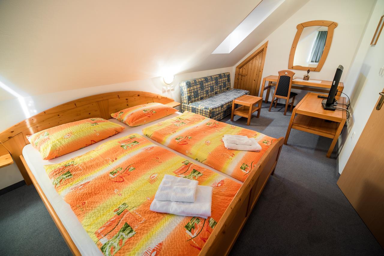 Bed & Breakfast Hisa Resje Bohinj Exteriör bild