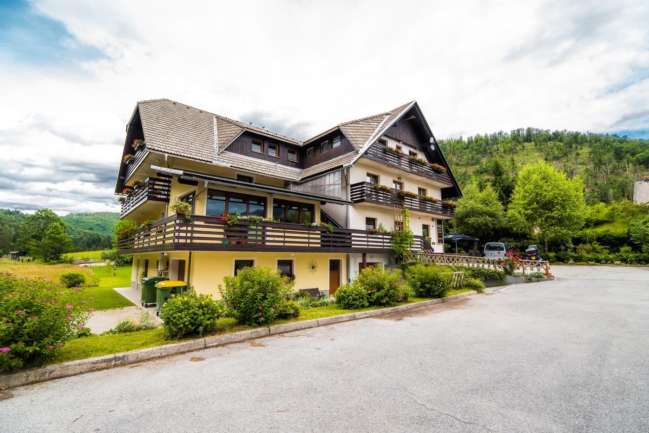 Bed & Breakfast Hisa Resje Bohinj Exteriör bild
